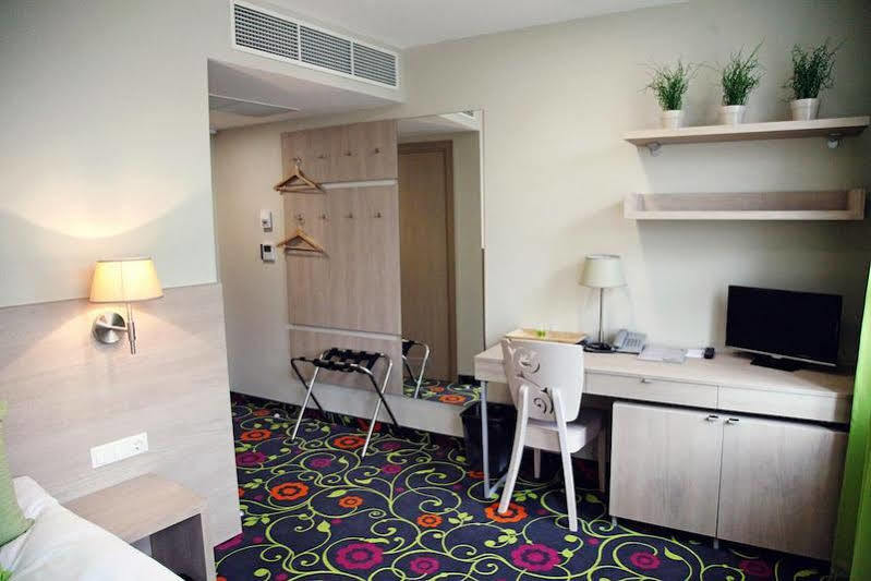City Hotels Rudninkai VNO Exterior foto